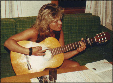 Jag med gitarren 1982! 